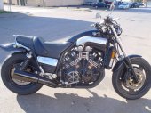 2000 Yamaha VMX 1200 V-Max photo